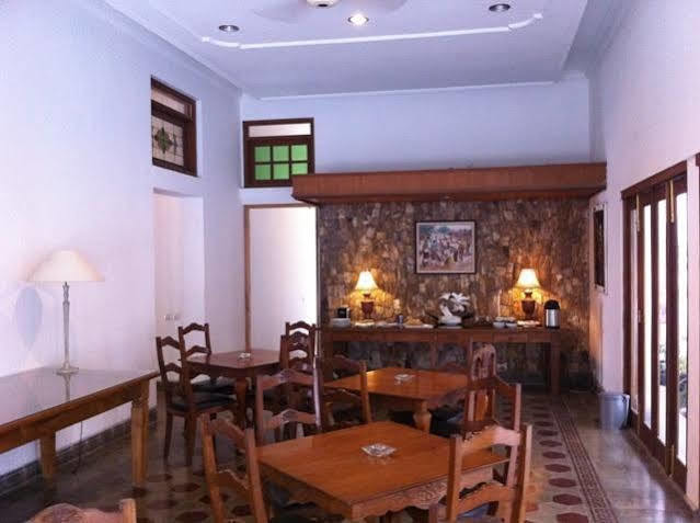 格拉哈吉纳斯赫科塔巴鲁酒店 日惹 外观 照片